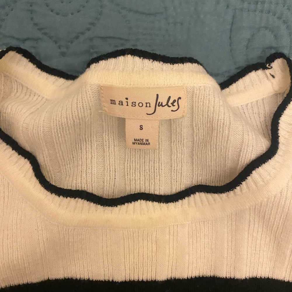 Maison Jules Black and White Knit Top - Picture 3 of 3